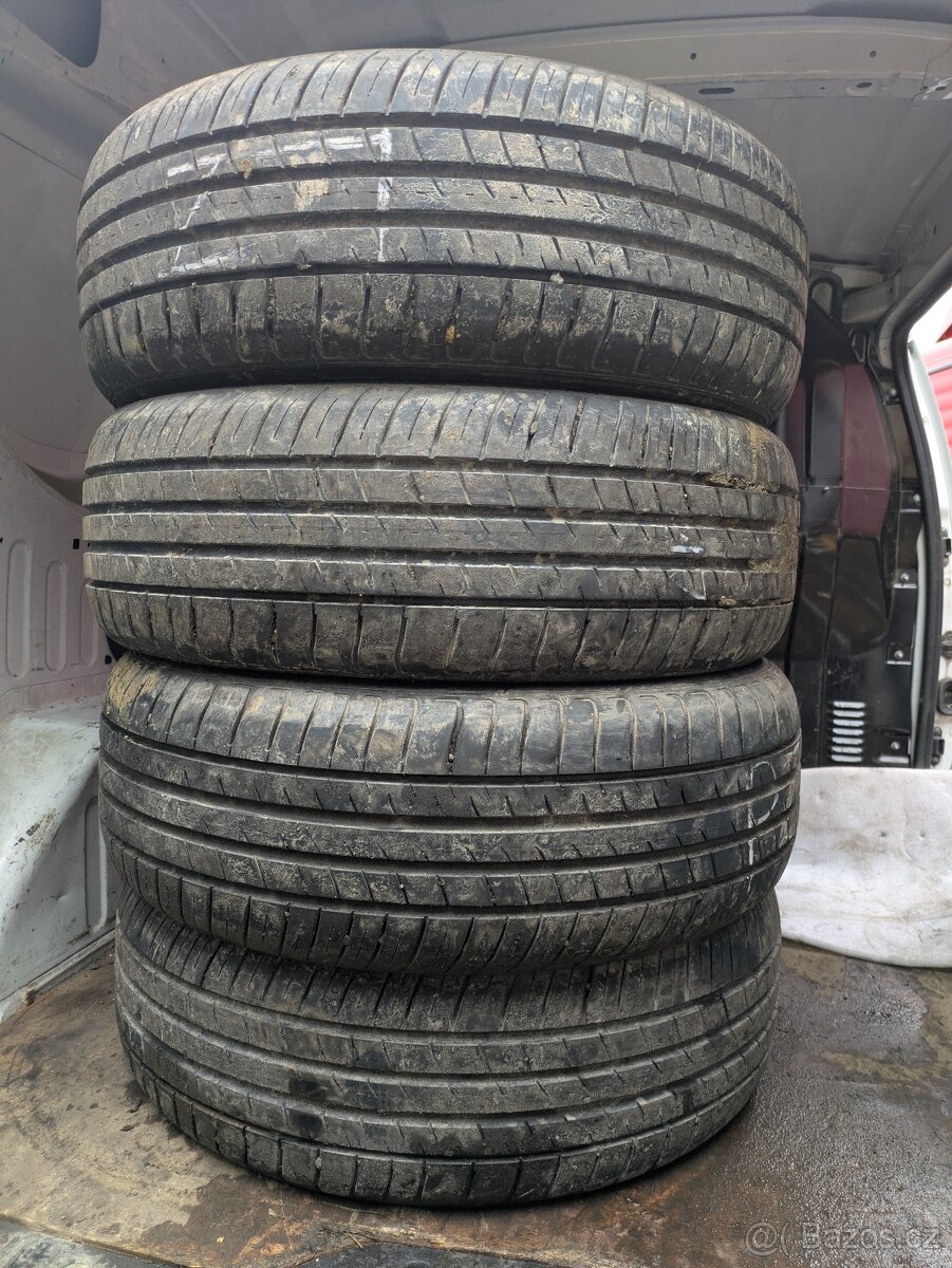 NEXEN 215/60 R17 96 H
