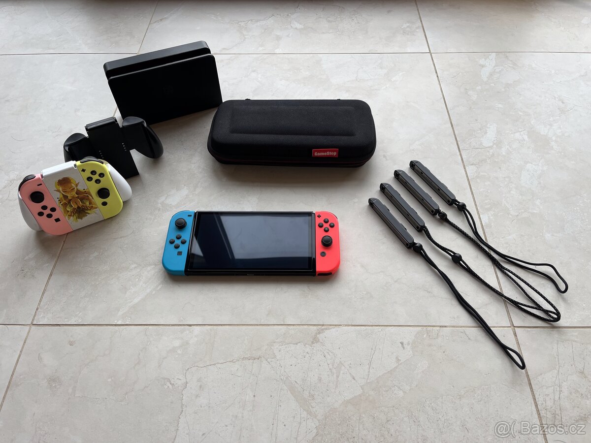 Nintendo Switch OLED – velmi dobrý stav