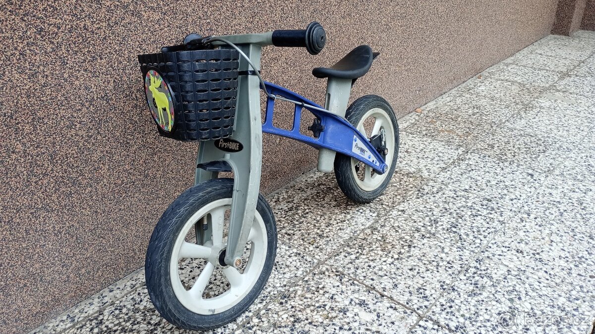 Odrážedlo First bike street modré