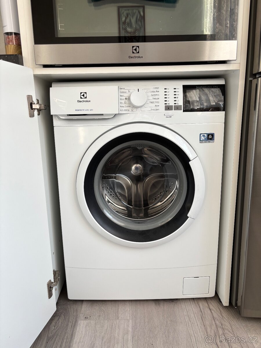 Pračka Electrolux PerfectCare 600