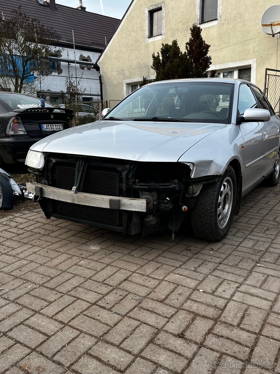 Audi a3 8l díly