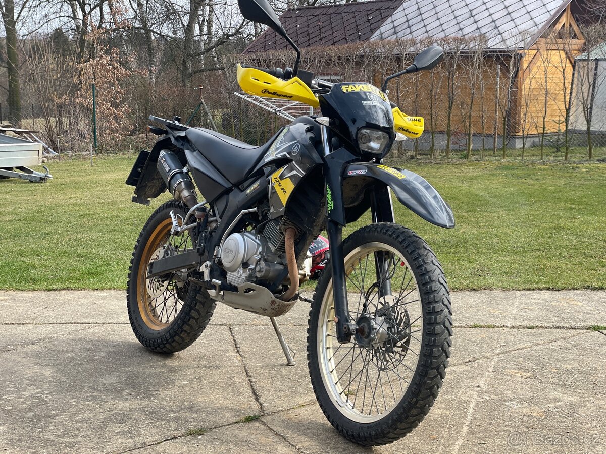 Yamaha XT 125 R – A1 (10koní)