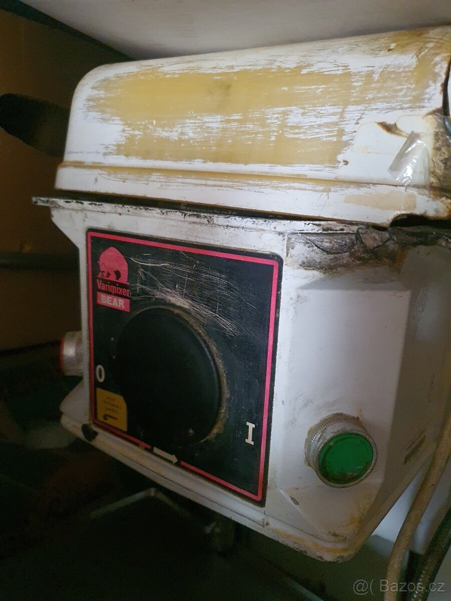 Varimixer Bear AR10 na opravu