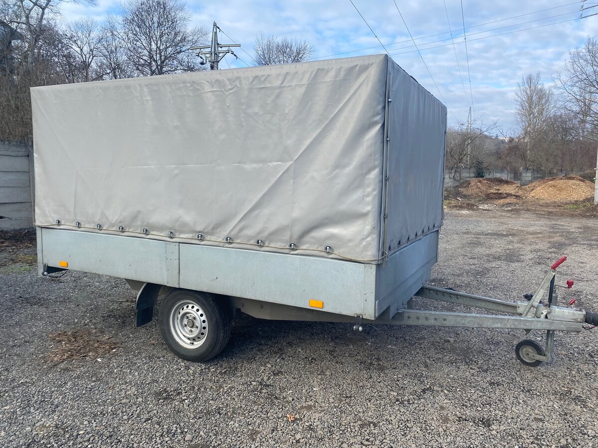 Přívěs brzděny vozík plato 1300kg