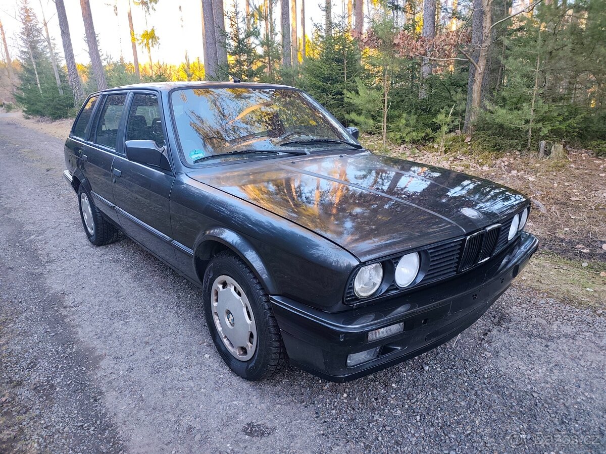 Bmw e30 318i touring