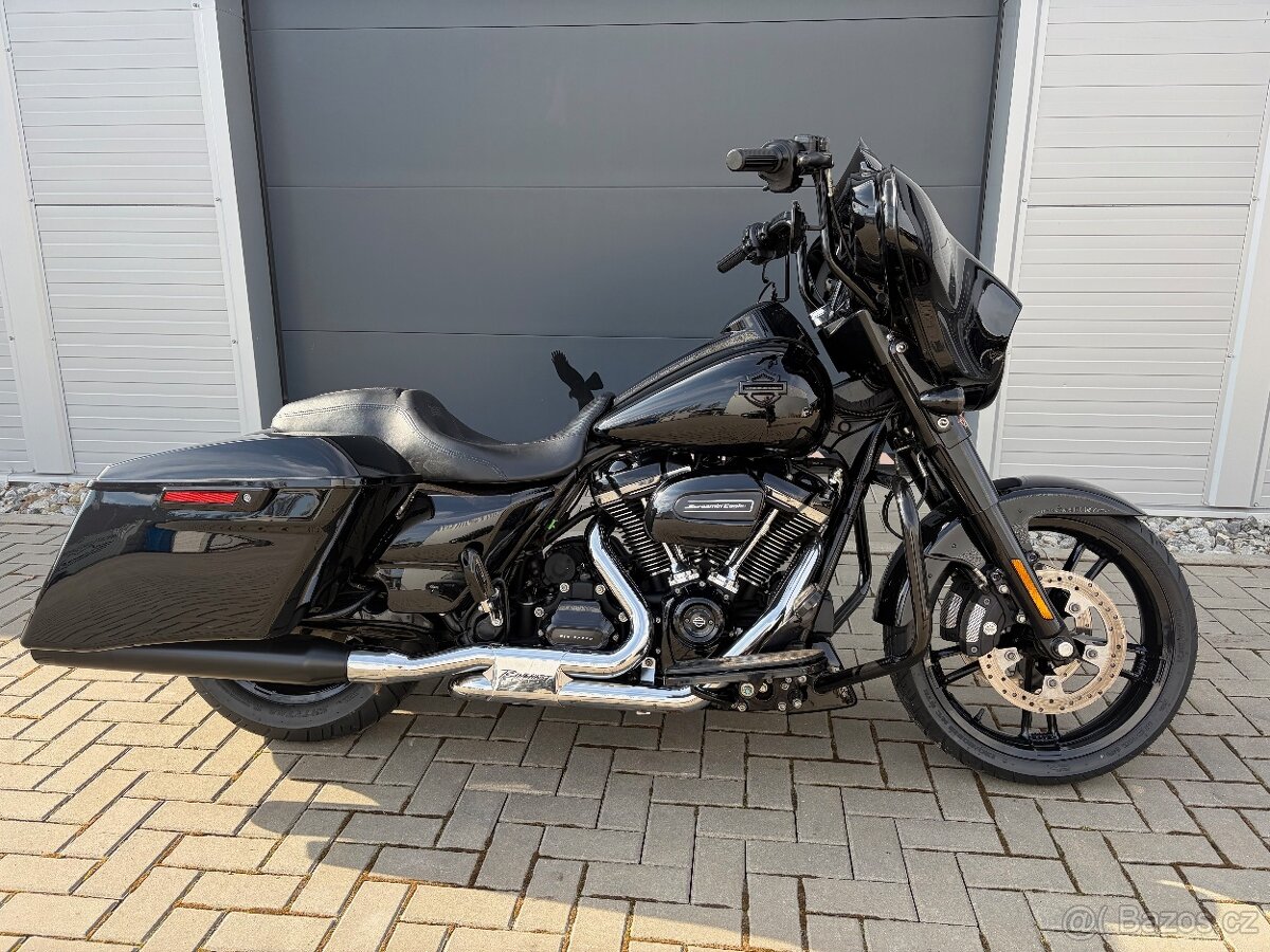 HARLEY DAVIDSON STREET GLIDE FLHXS 107
