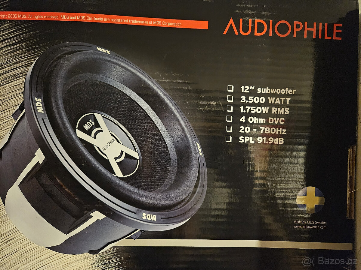 prodám subwoofer 12" 1750W včetně skříně