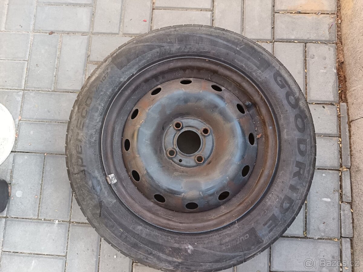 Kola 185/65 R15 Dacia, Renoltu