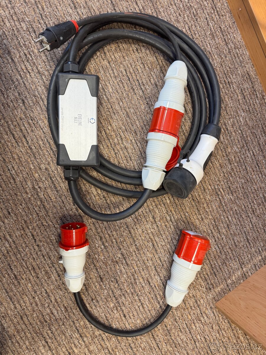 Přenosná nabíječka pro elektromobily EVELINE MAX