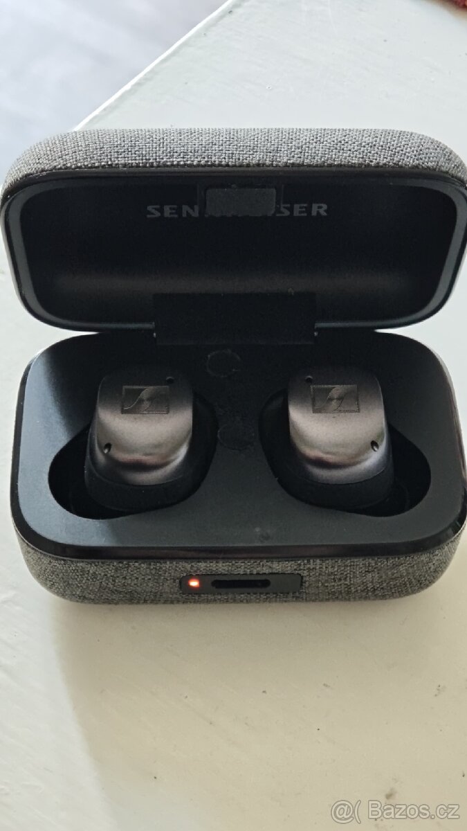 Sluchátka Momentum True Wireless 3