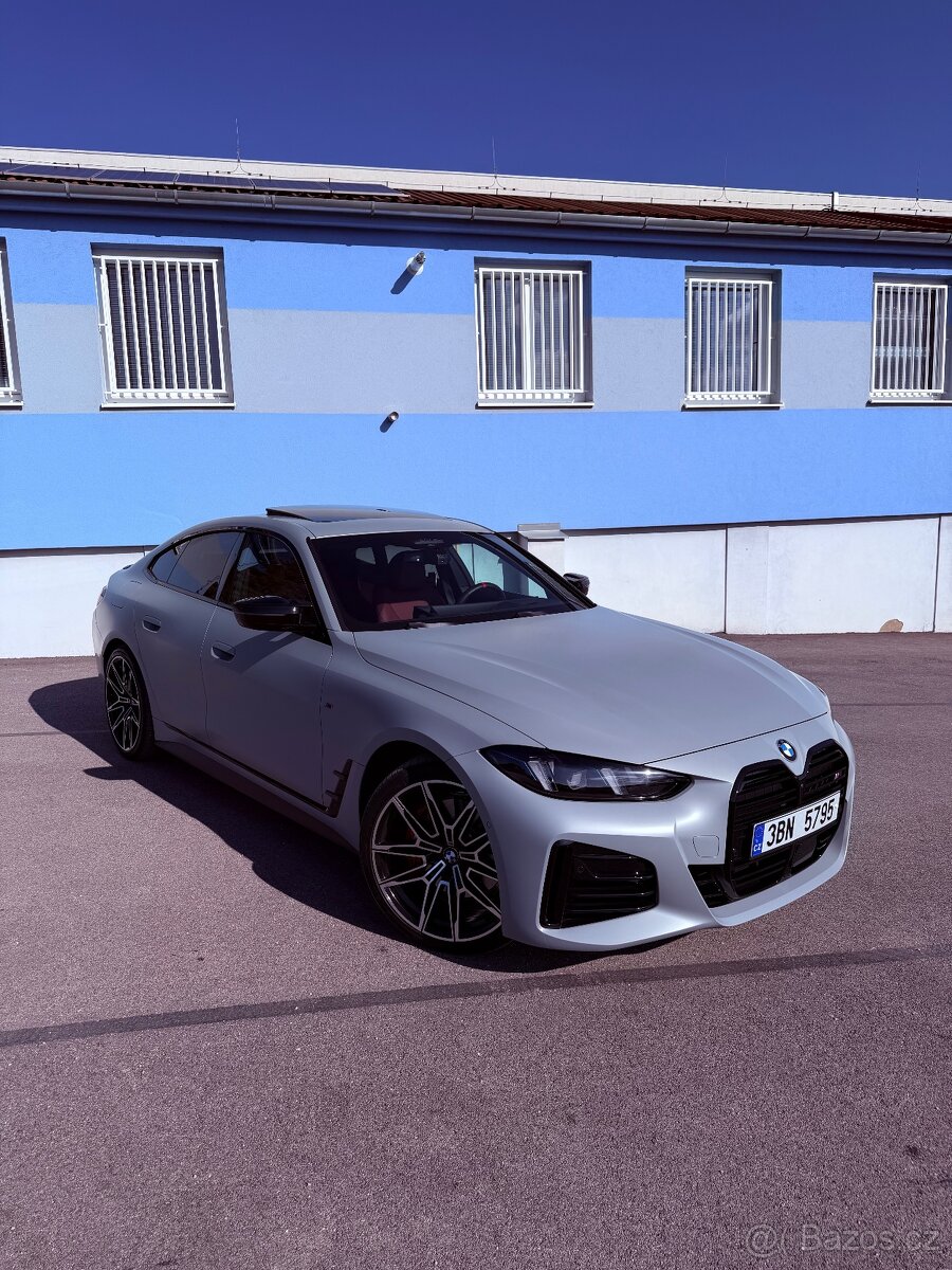 BMW M440i xDrive Gran Coupé G26