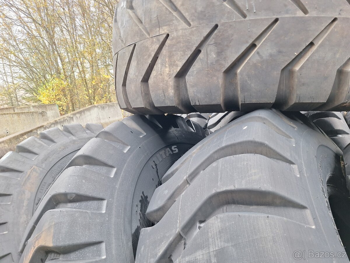 PNEU 26,5 x 29 KNB
