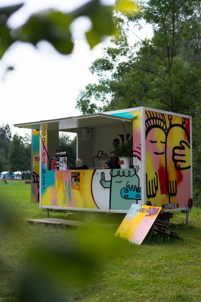Food truck - gastro přívěs