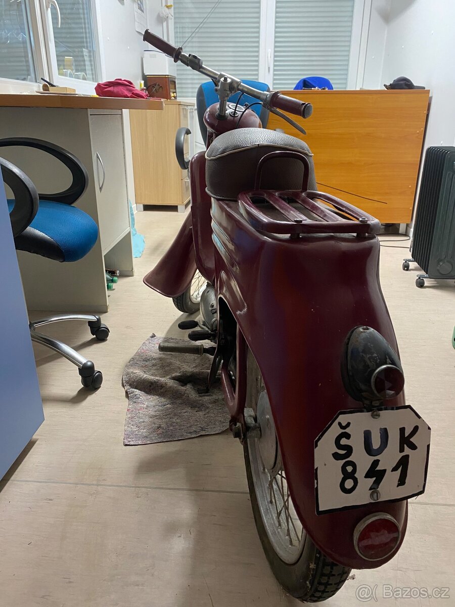Jawa parez 550/555 díly motor komplet