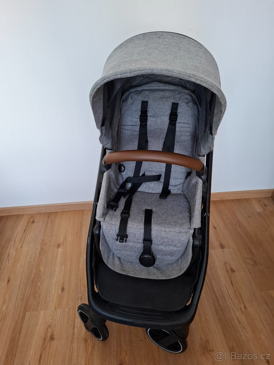 Prodám kočárek Britax Romer Strider M
