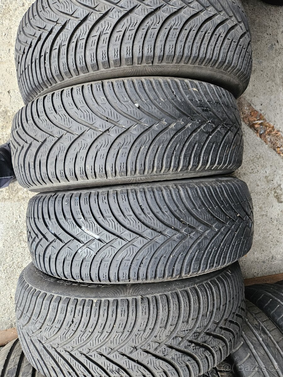 Zimni pneu 195/60R16
