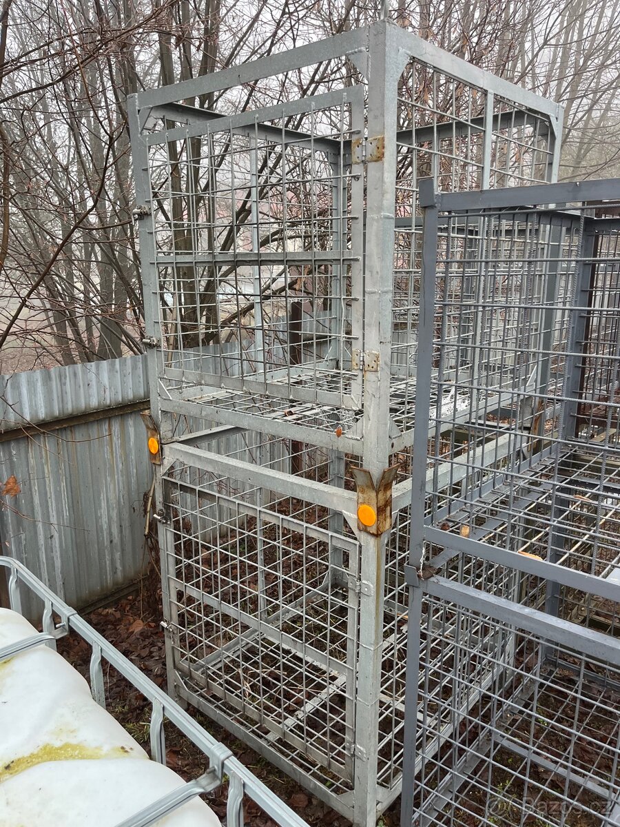 Klec ke skladování