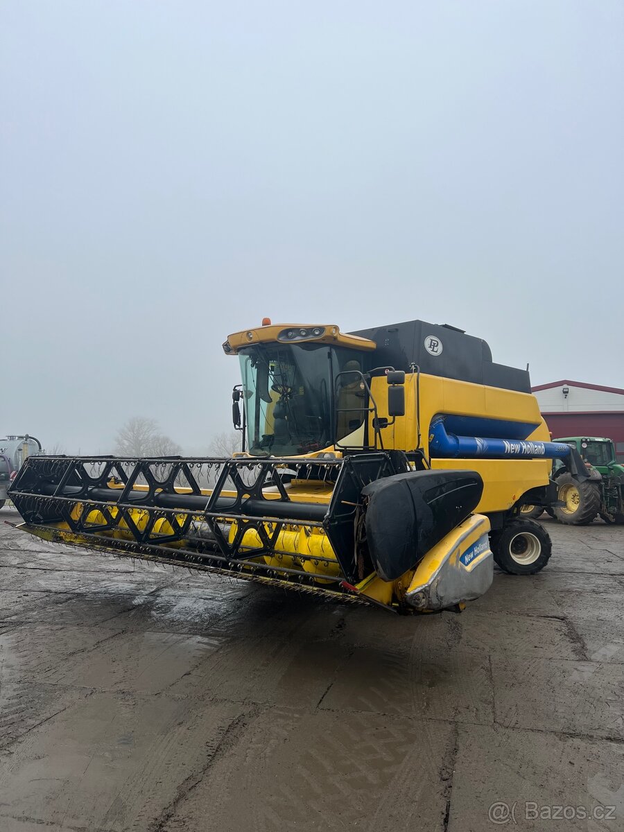 Kombajn New Holland cs 6080