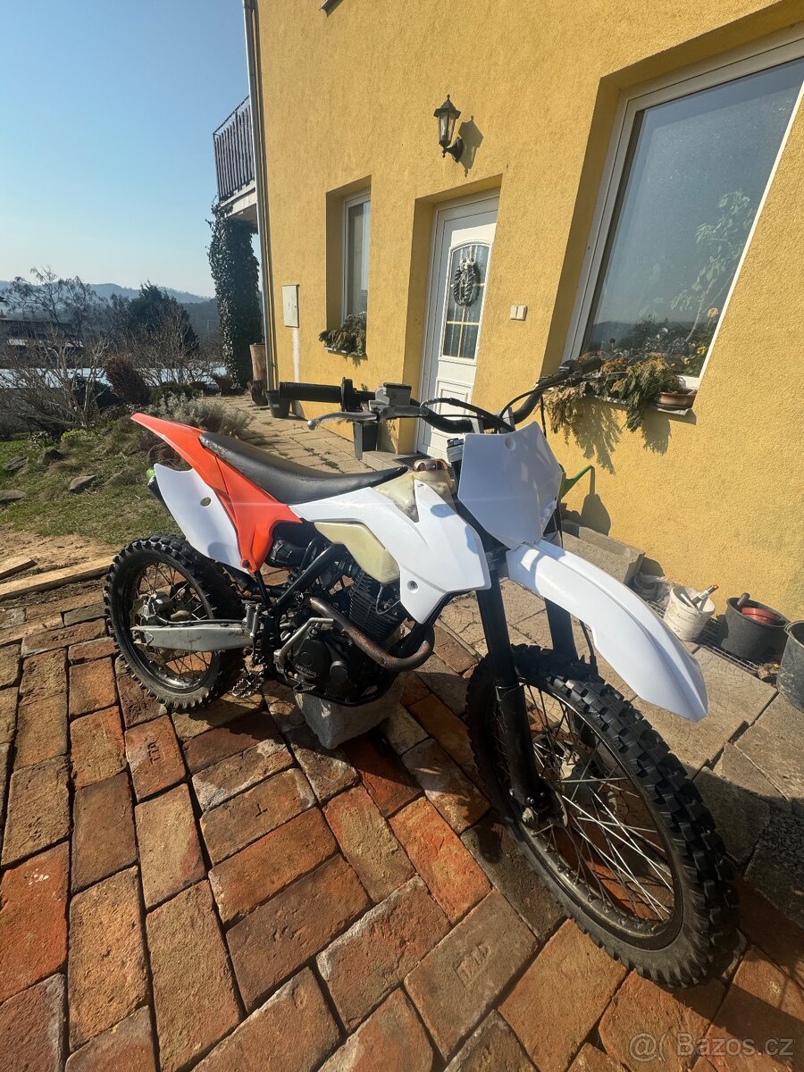 Pitbike leramotors 250