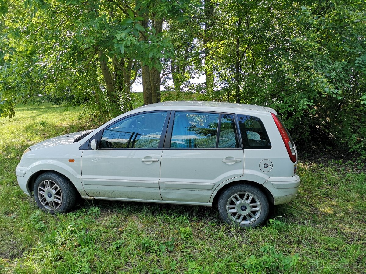Ford Fusion 1,4 v naftě