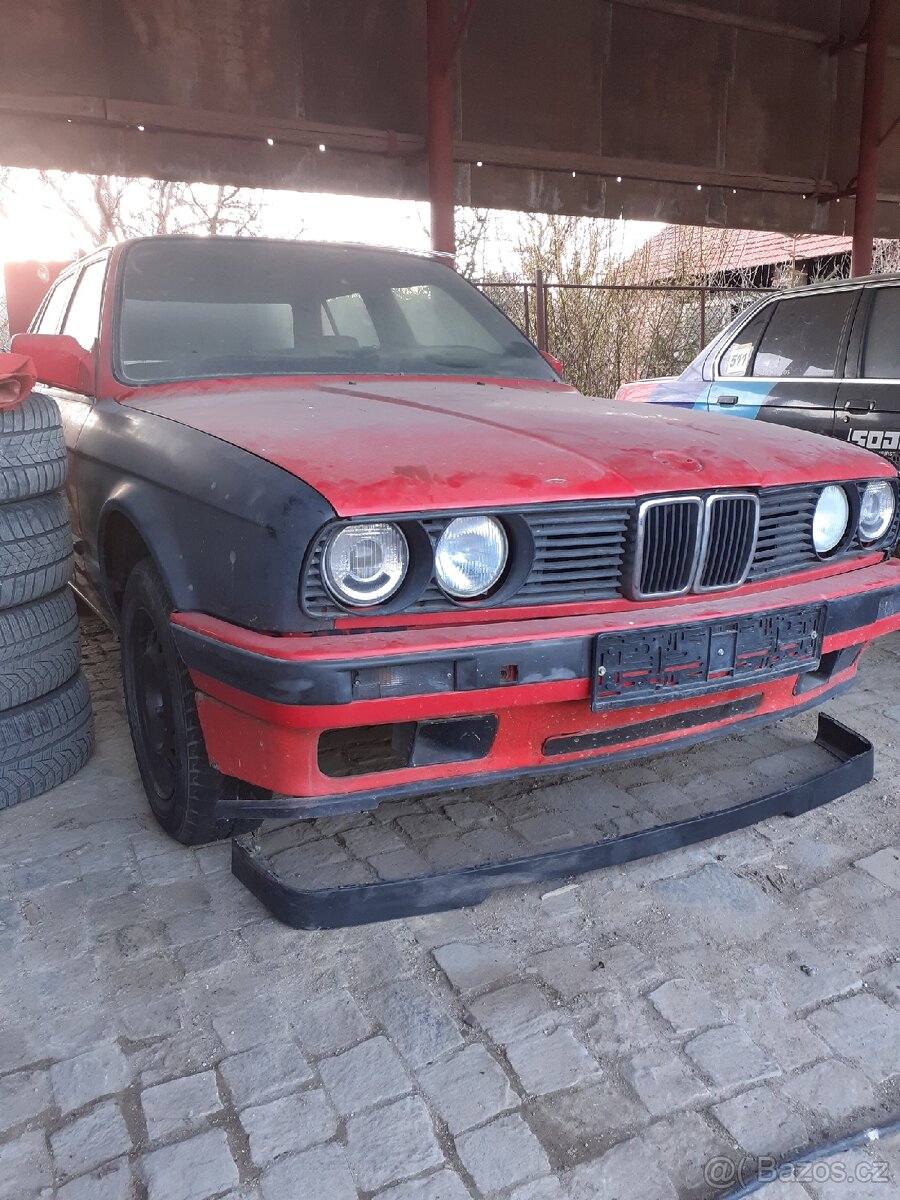 Bmw e30 sedan 2×