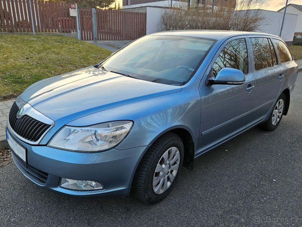 Škoda Octavia 1.6 TDI Kombi Elegance, ČR
