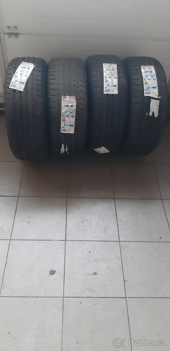 215/55 R 16 97 W LASSA DRIVEWAYS