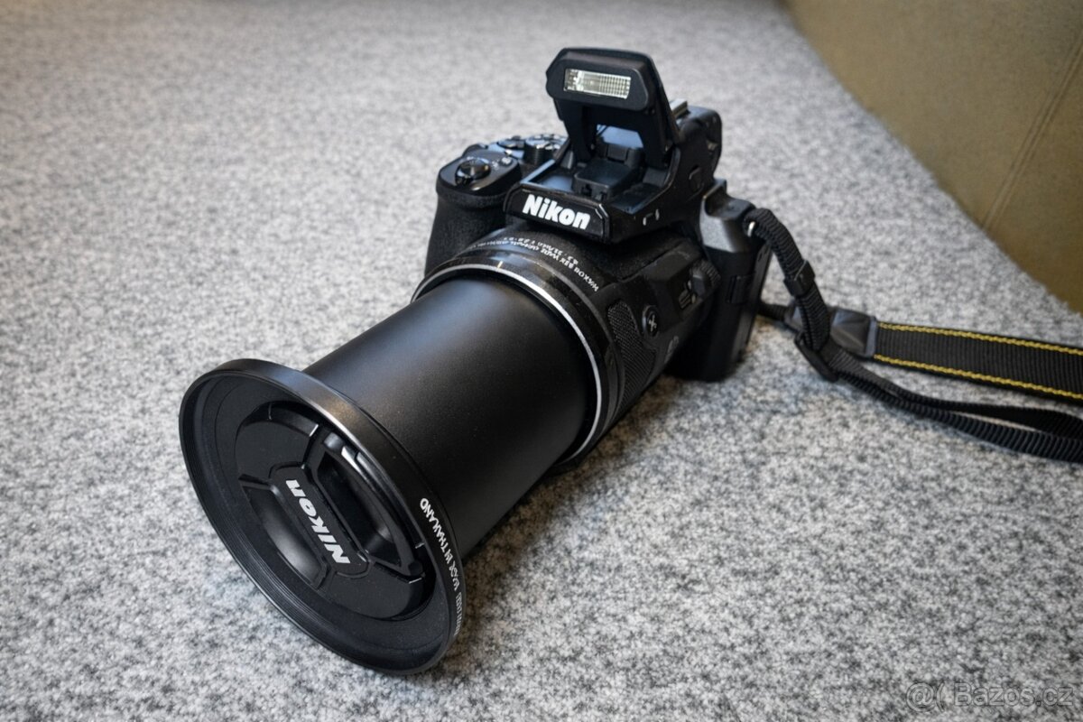 Nikon Coolpix P950 – 83× zoom, TOP stav
