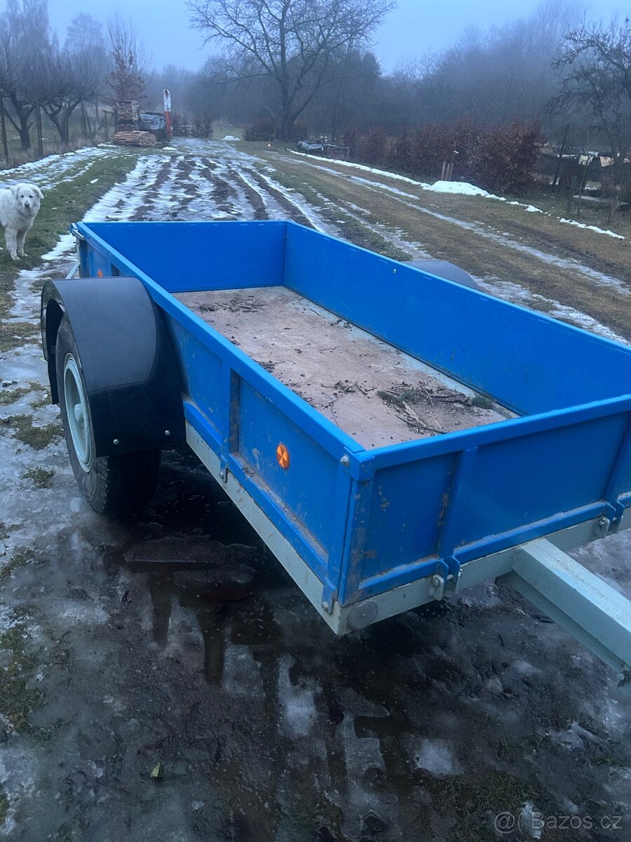 Kára za traktor