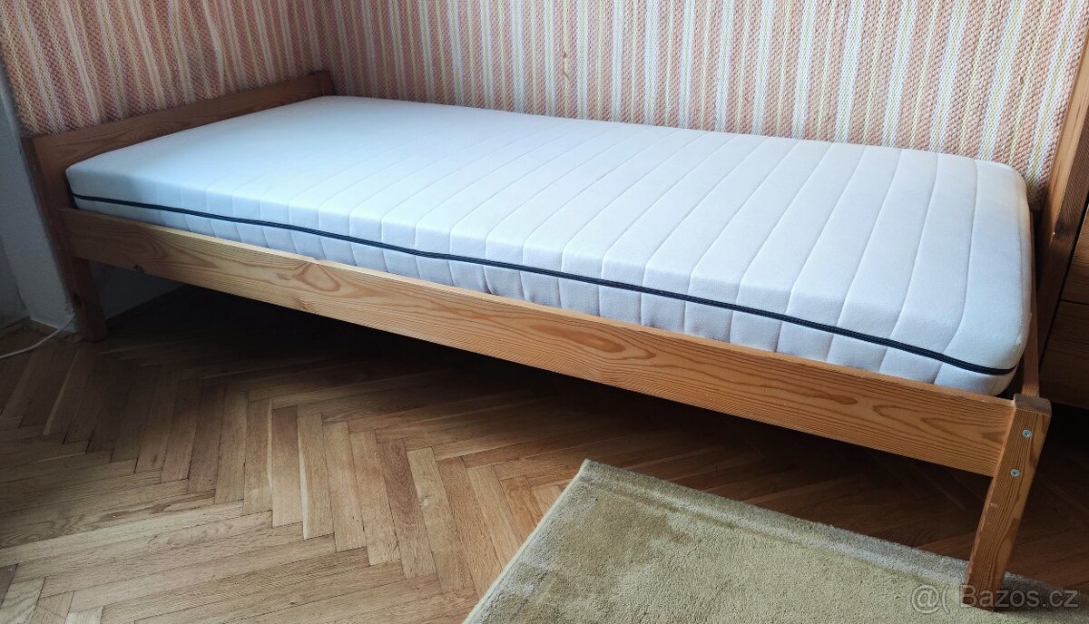 Prodám postel z borovice IKEA