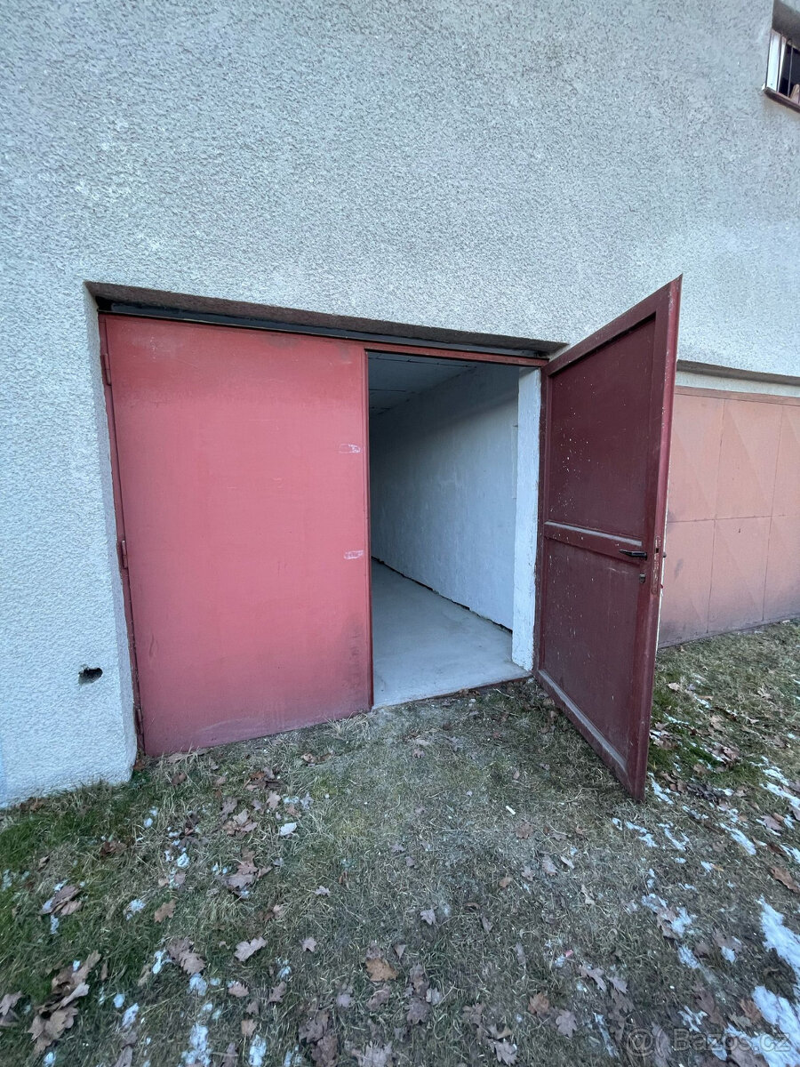 Garáž - Bílovec