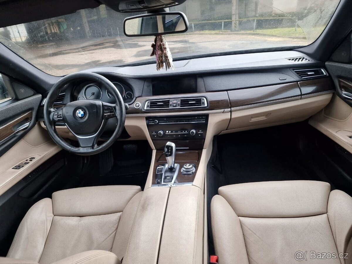 Prodám BMW 7 F01 730d 180kw