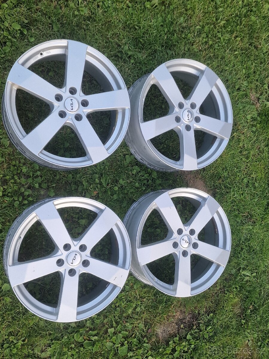 R19 5x114,3 elektrony