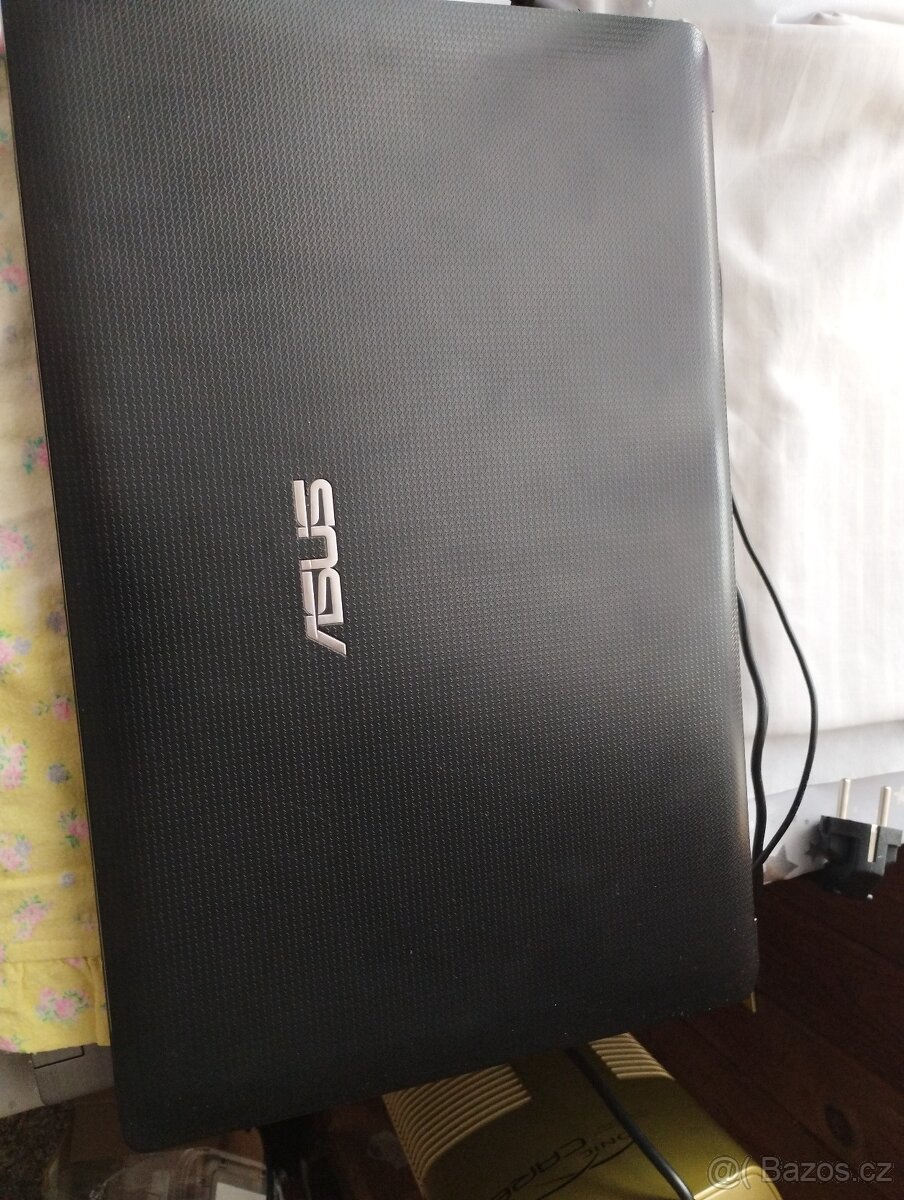 ASUS Notebook