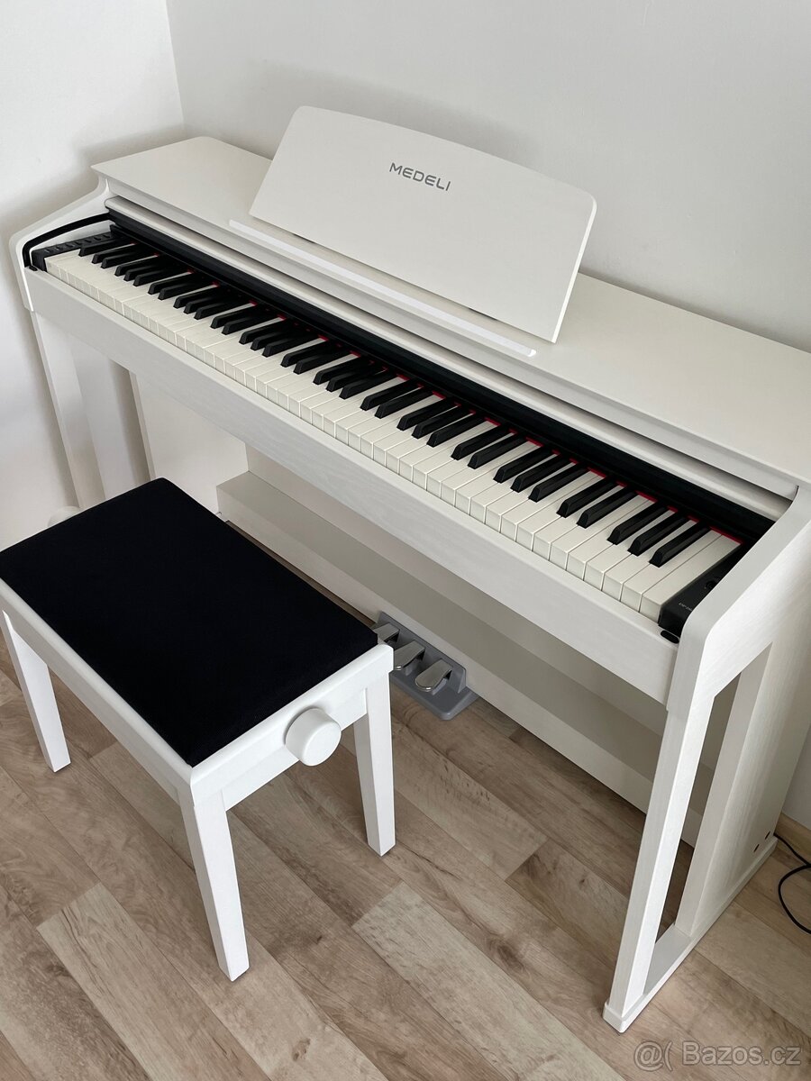 Digitální piano Medeli