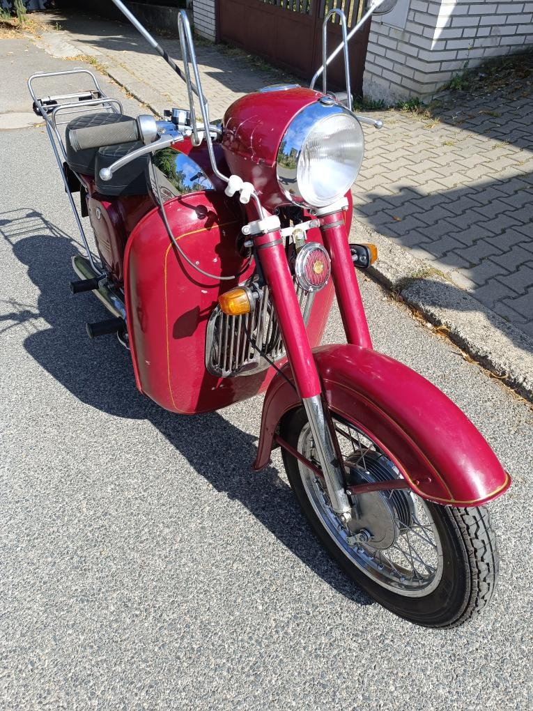 prodej kývačky 350/354