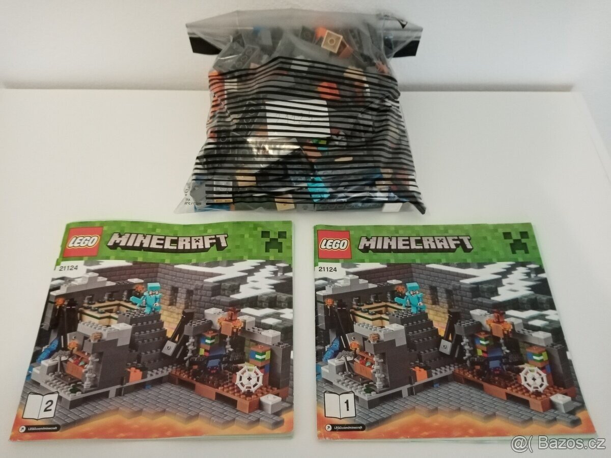 LEGO Minecraft 21124 Konečná brána
