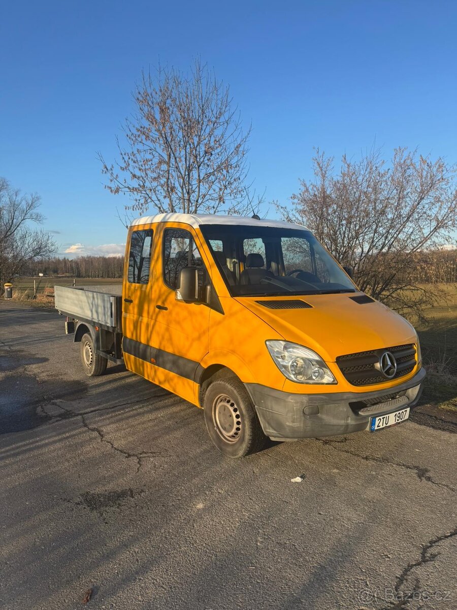Prodám Mercedes-Benz Sprinter 316 CDI valník 7 míst