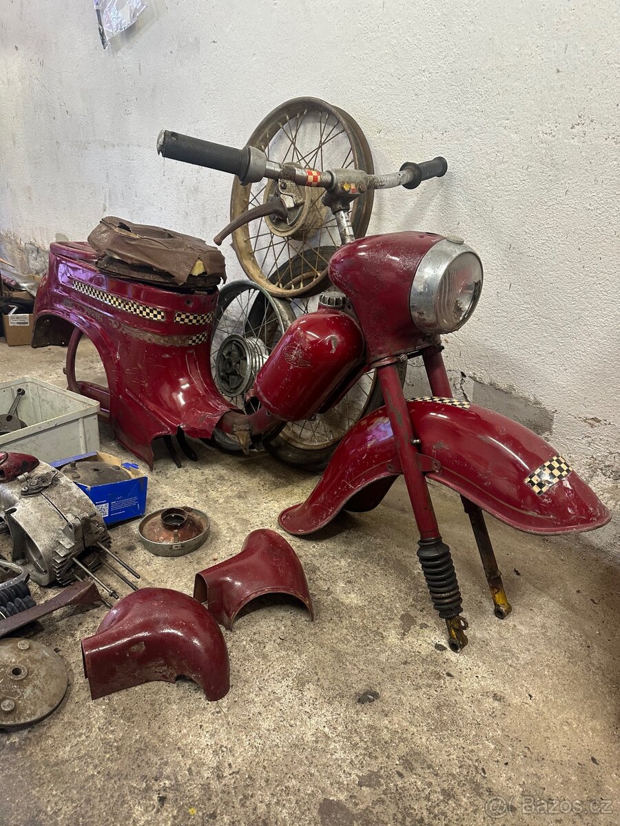 Jawa 555 Pionýr