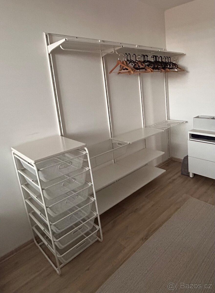 Policový systém Ikea