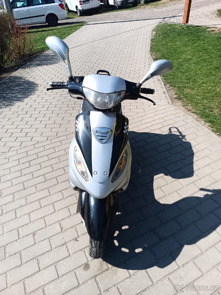 Skutr 50cc Jonway