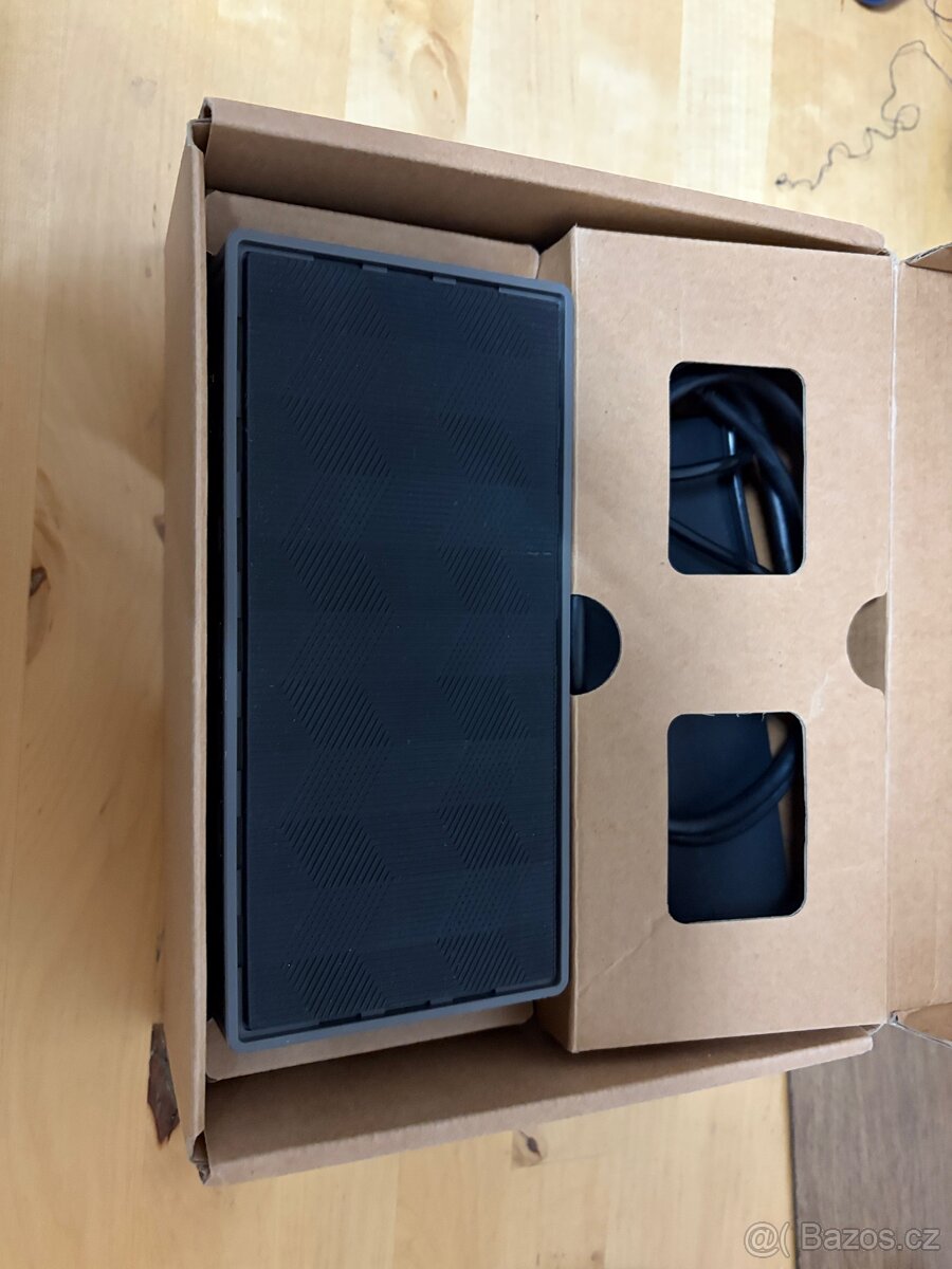 Špičková dokovací stanice TARGUS USB-C Universal DV4K