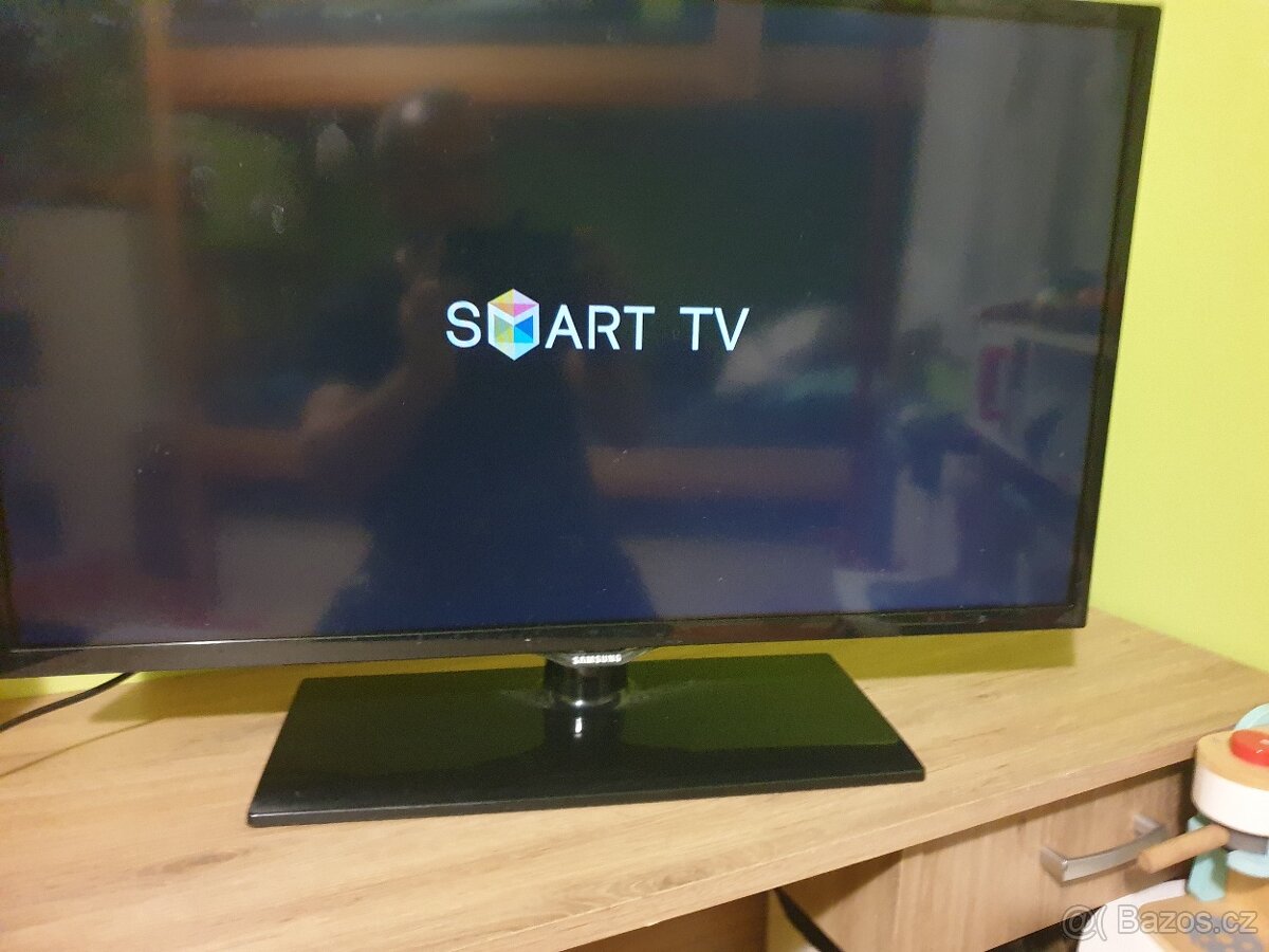 Televize smart samsung 85cm