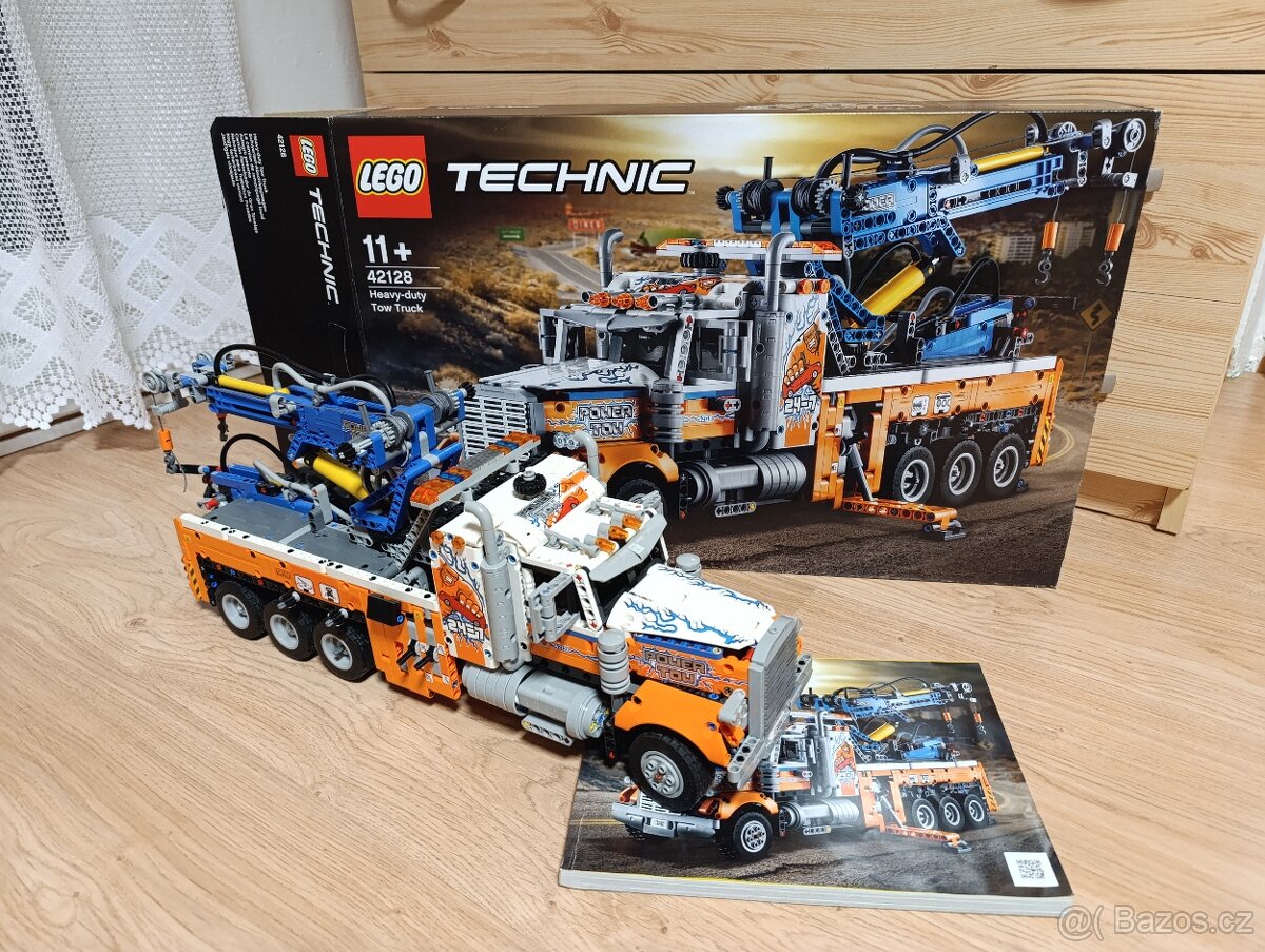 Lego 42128