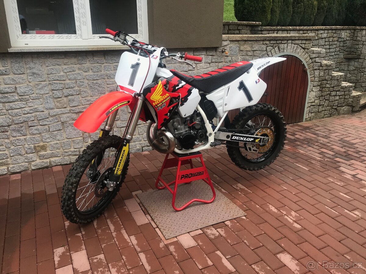 2x Honda CR 250 1994 a 1985
