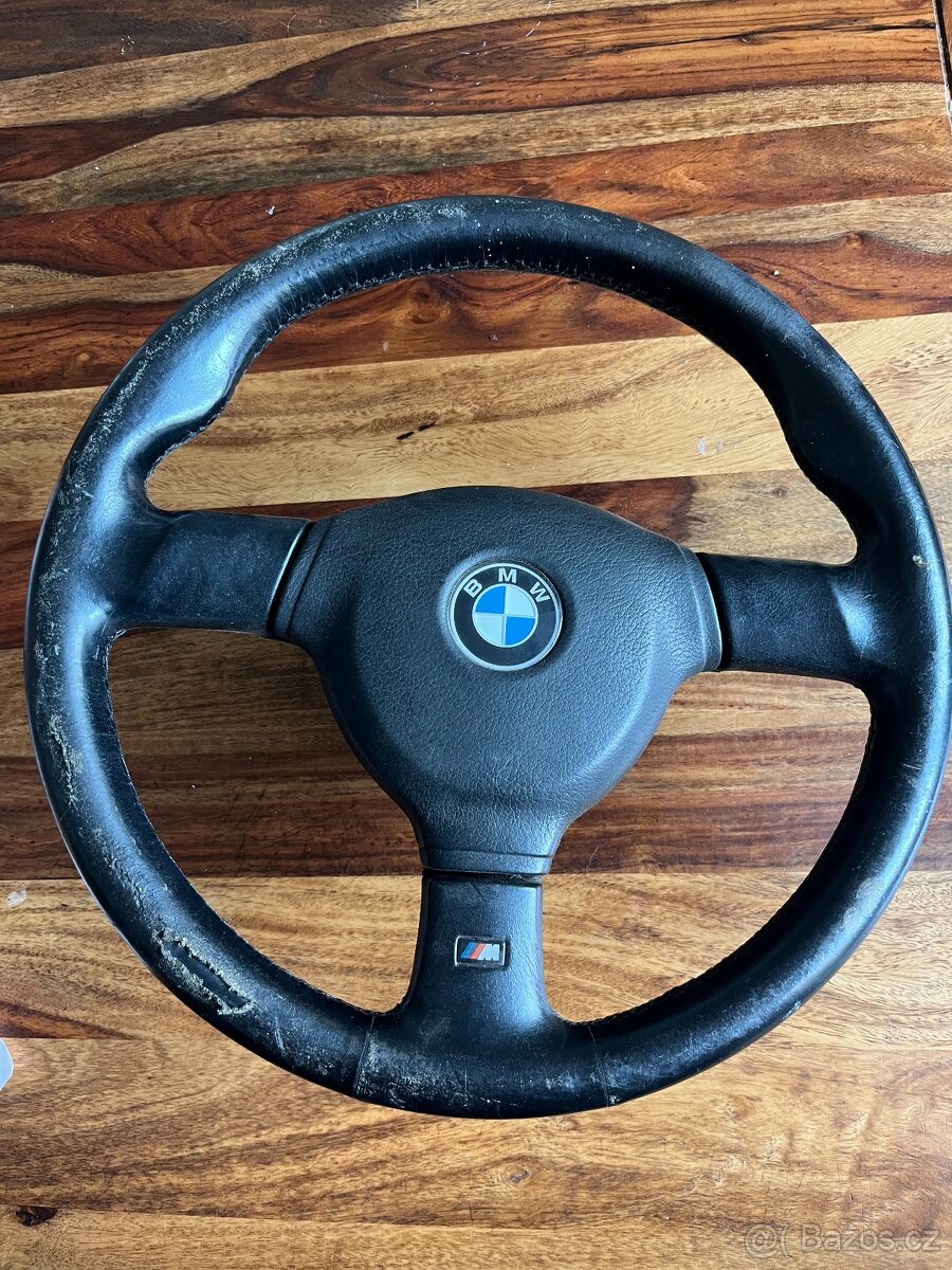 Volant E30 Mtech2