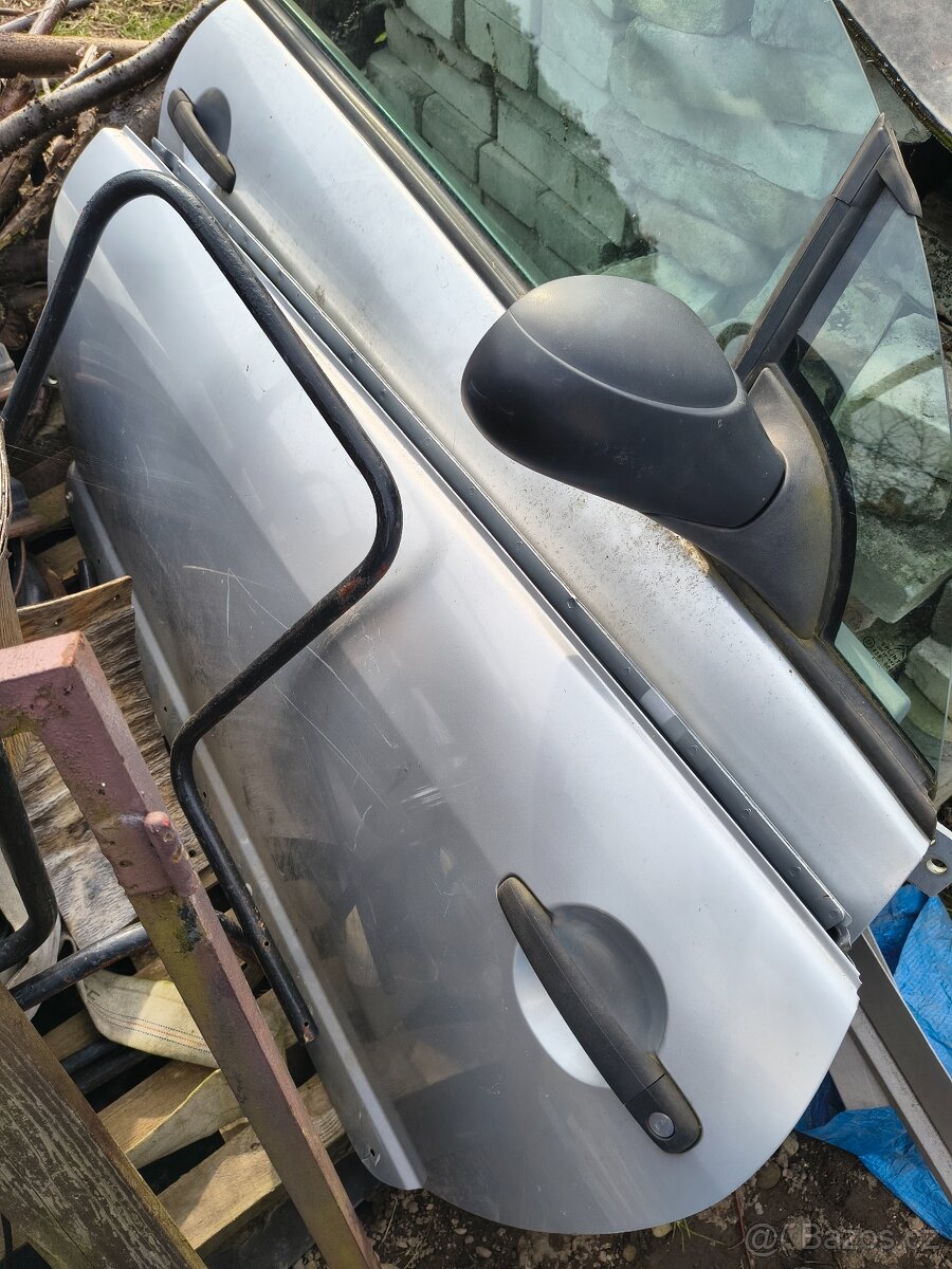 Citroen C3 Pluriel dveře