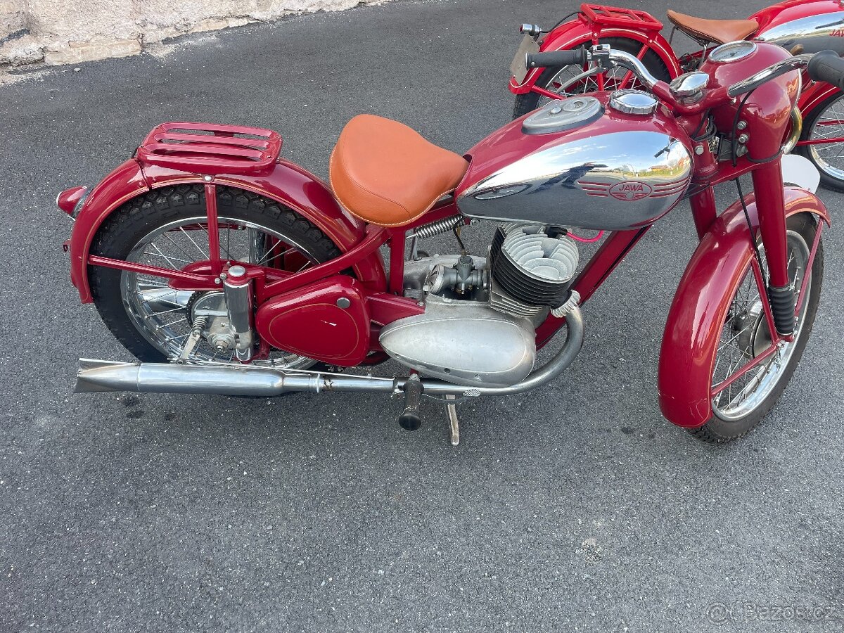 Jawa 350 Pérák rok vroby 1954