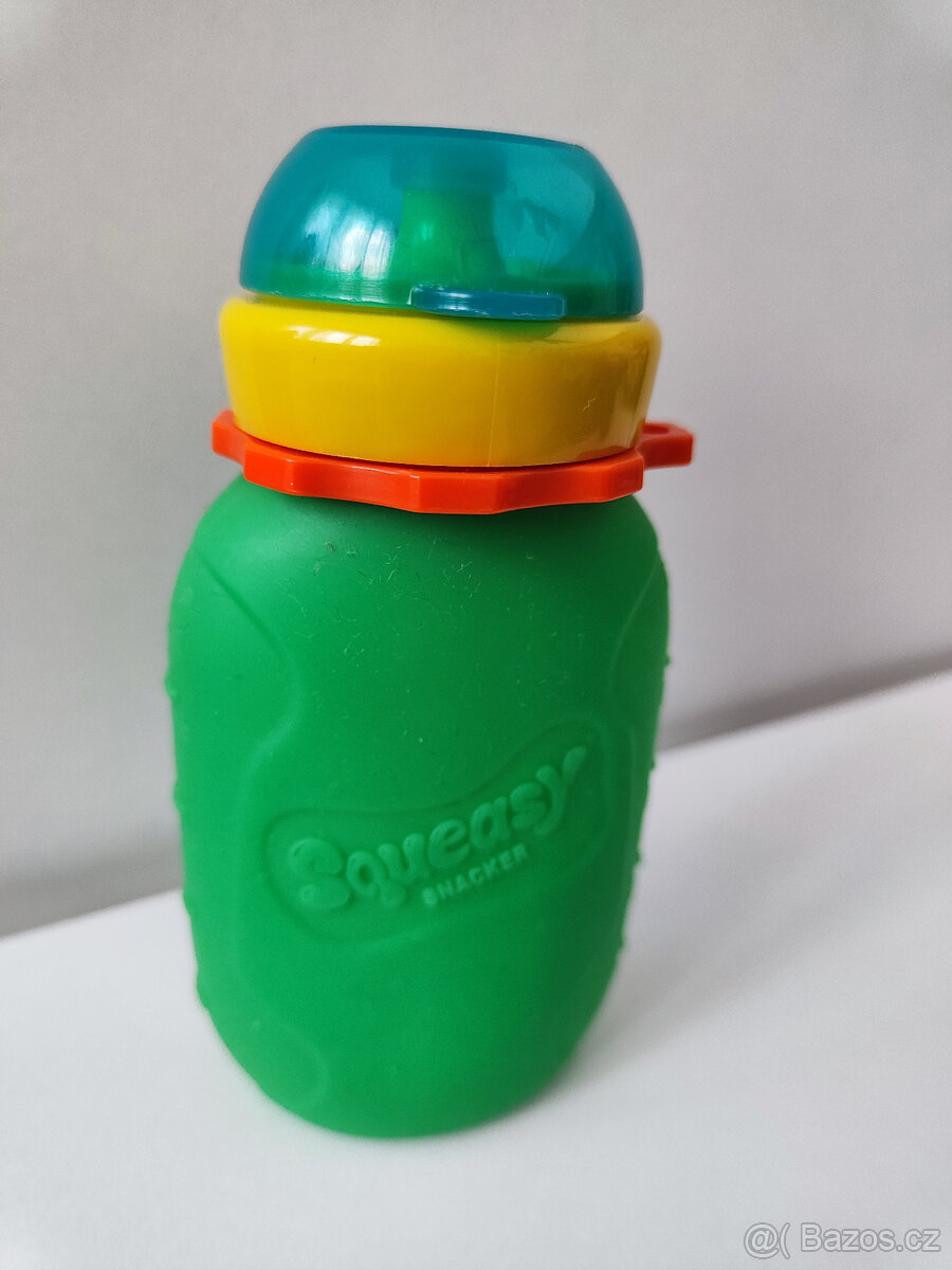 Silikonová kapsička Squeasy Snacker