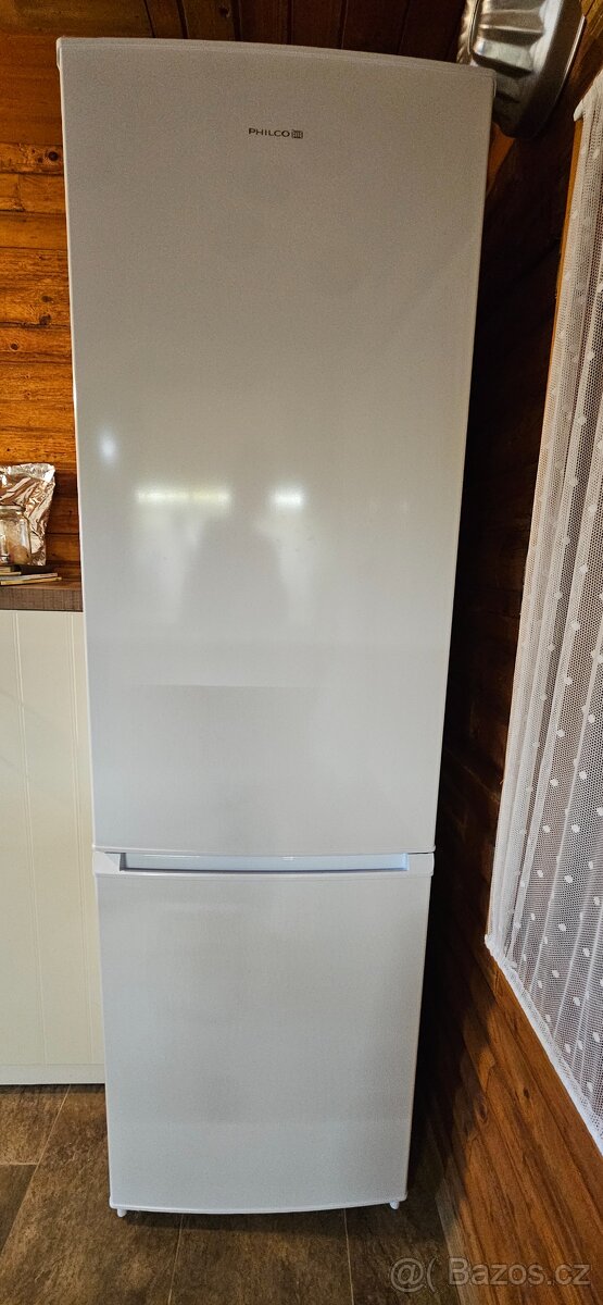 Lednice Philco s mrazákem